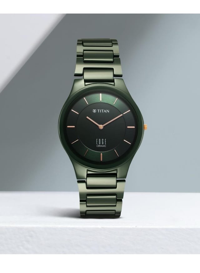 Titan 2653QC06 Green Dial Chain Bracelet Watch for Female
